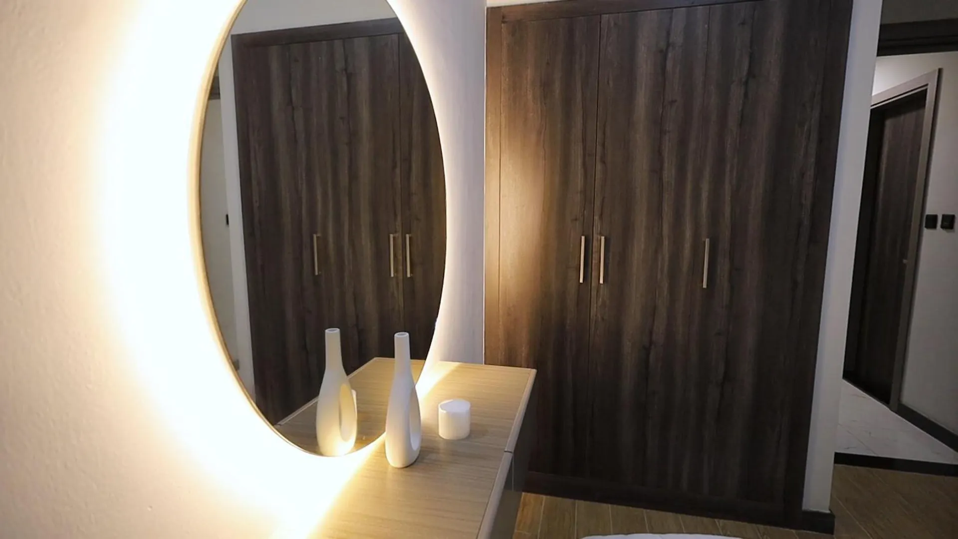 2 Bedroom Elegant Apartment In Dubailand Egyesült Arab Emírségek